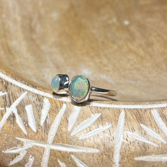 NWOT Two Stone Ethiopian Opal 925 Sterling Silver Adjustable Ring - Picture 4 of 13
